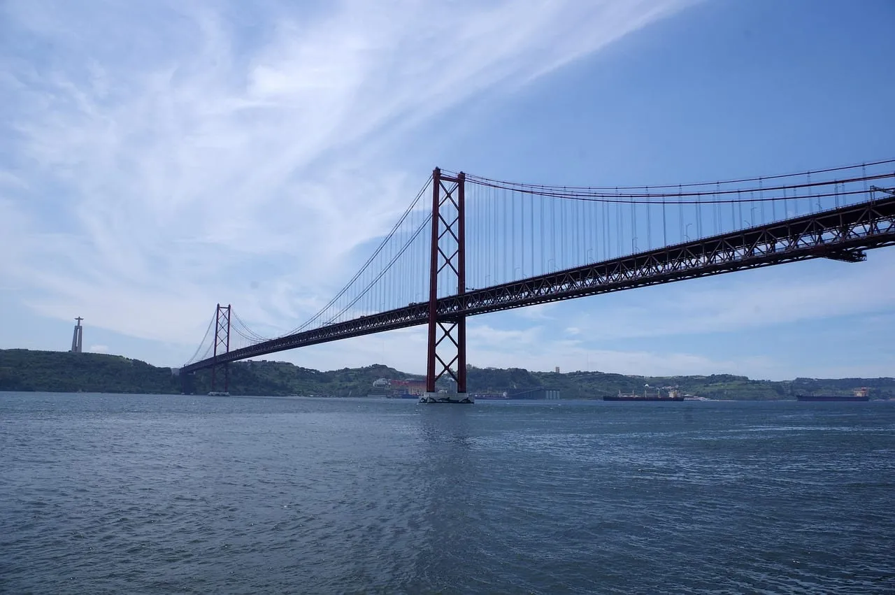 El puente 25 de Abril sobre el Tajo